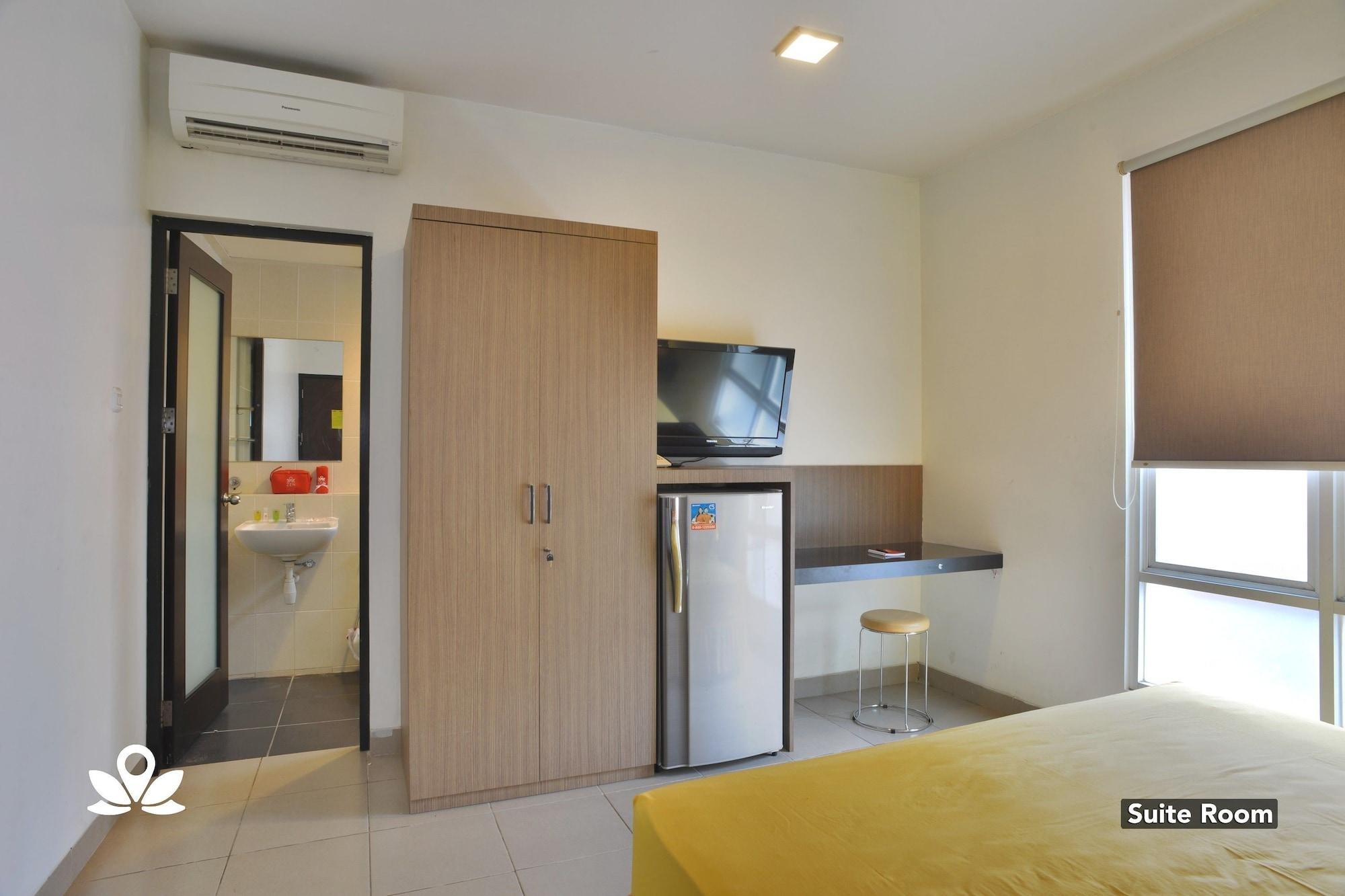 Zen Rooms Setiabudi Barat Jakarta Exterior photo