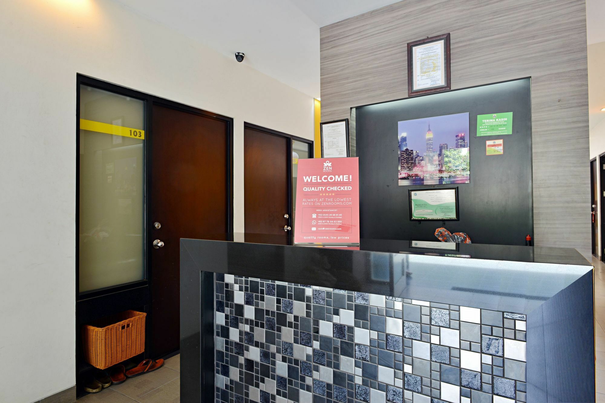 Zen Rooms Setiabudi Barat Jakarta Exterior photo